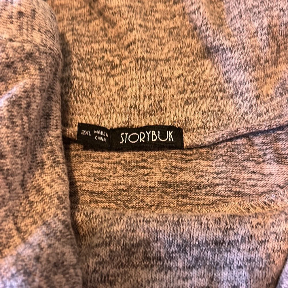 Long sleeved shirt - Picture 3 of 4